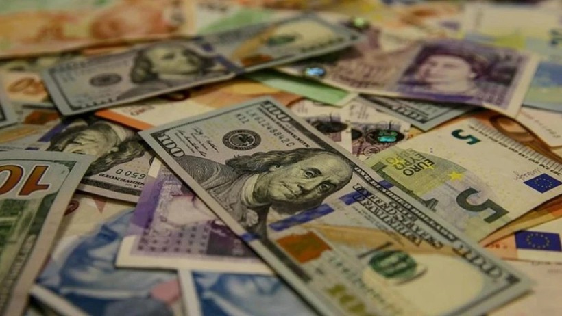Dövizde hareketlilik: Dolar ve Euro TL karşısında yükselişte