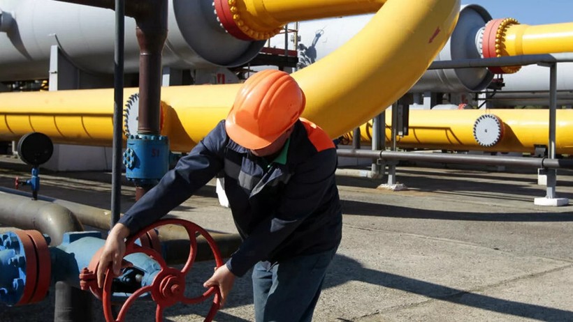 Gazprom, Avrupa'dan Çin'e kayarken kârını artırdı