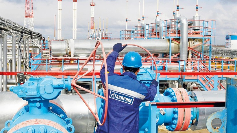 Gazprom, Avrupa'dan Çin'e kayarken kârını artırdı