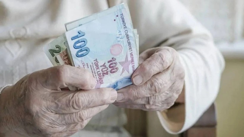 Devletten emekliye bayram hediyesi