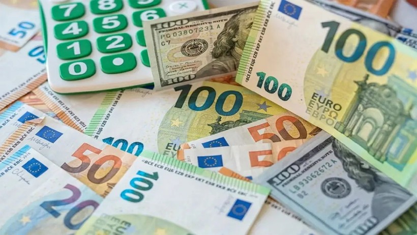 Kurda yeni dönem: Dolar uçtu, Avro sarsıldı