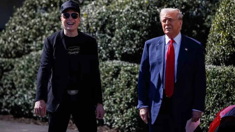 Tesla’da siyasi fırtına: Musk-Trump krizi piyasaları altüst etti