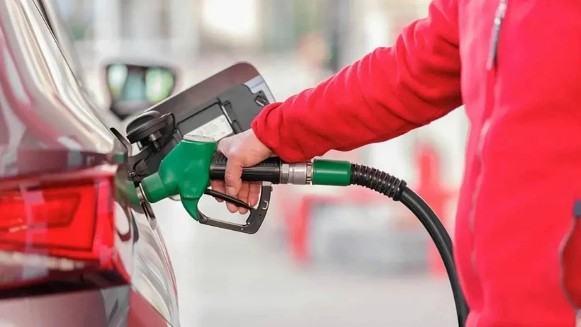 Yakıt krizi kapıda: Benzine yeni zam, motorin de yolda