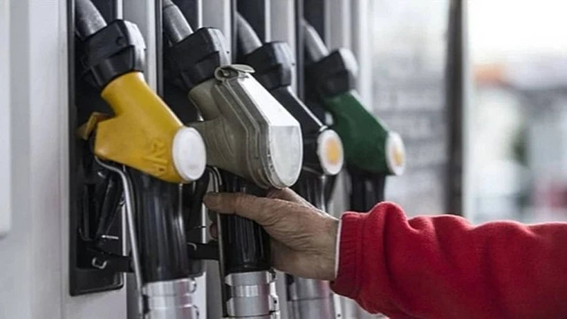 Yakıt krizi kapıda: Benzine yeni zam, motorin de yolda