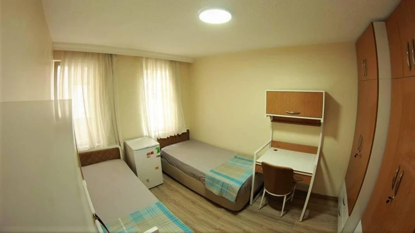 Yurt fiyatları rekor kırdı: Öğrenciler barınma krizinde
