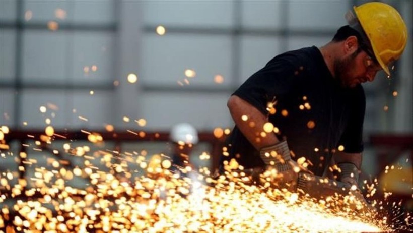 Sanayide çarklar yeniden hızlandı