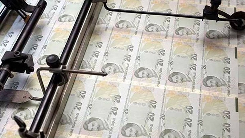 Eski ve yeni 20 TL banknotları yan yana kullanılacak