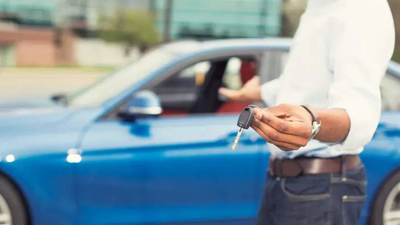 Altın yatırımcıları otomobile koşuyor