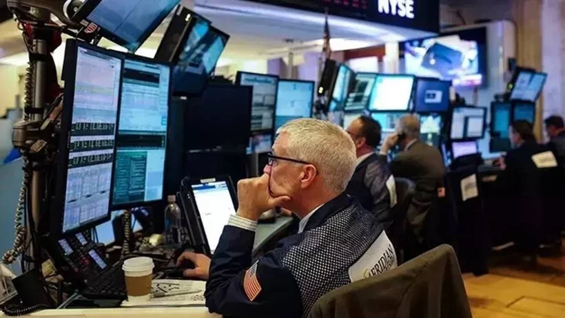ABD hükümeti açılıyor, Piyasalar dalgalı