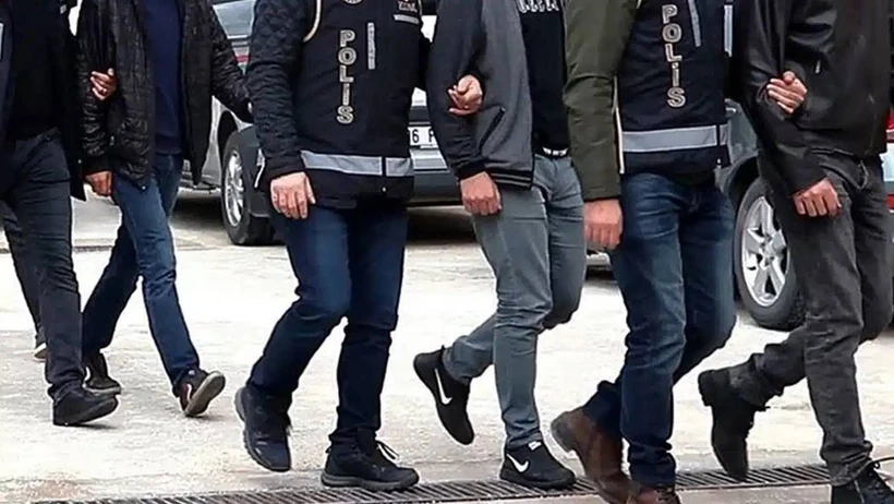 Borsa manipülasyonuna darbe: Sahte paylaşım çetesi yakalandı