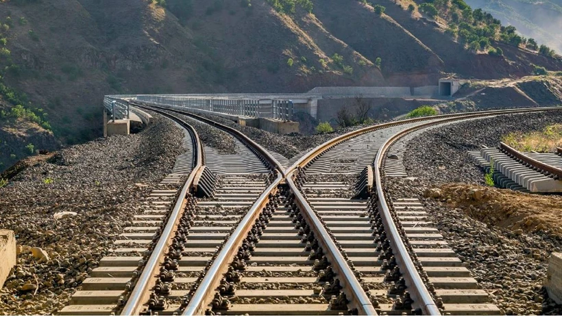 Altyapıda büyük adım: Demir yolları yenileniyor