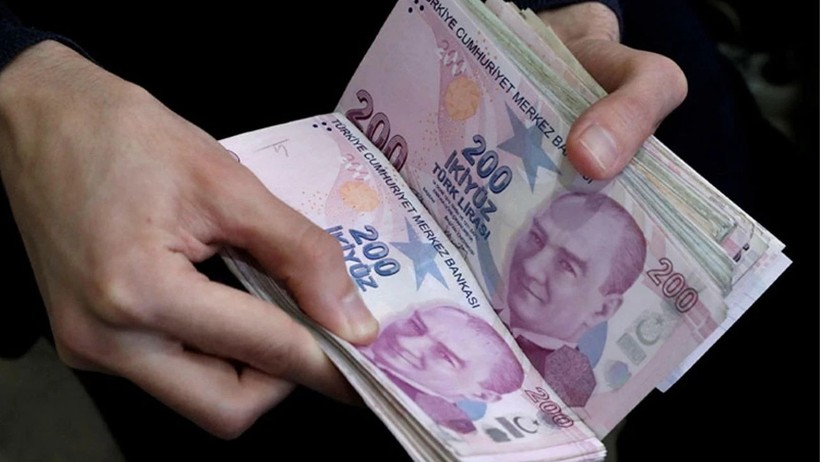 Asgari &uuml;cret i&ccedil;in karar g&uuml;n&uuml; geldi