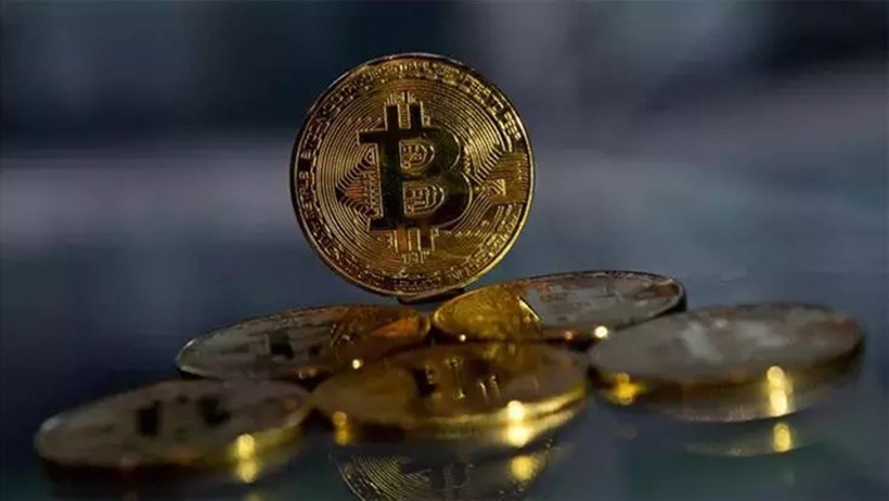 Bitcoin 91 bin doları ge&ccedil;ti, Altcoinler hareketlendi