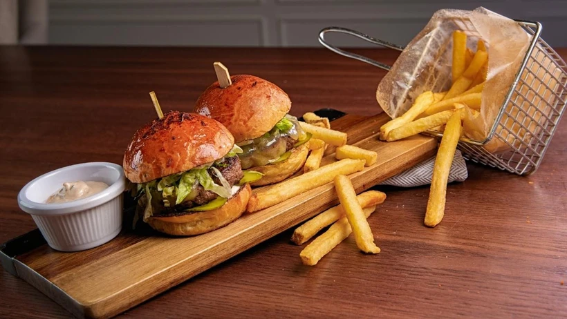 FAT Brands: Nasdaq&rsquo;tan tarihe karışıyor