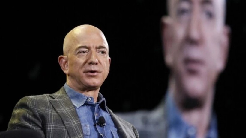 D&uuml;nyanın en zenginleri sarsıldı: Bezos geriledi, Zuckerberg y&uuml;kseldi