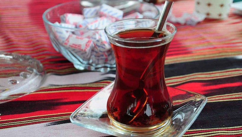 Ünlü çay markasını alan ABD'li şirket pişman oldu! Satışa çıkardı