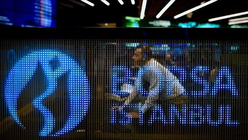 BIST 100'de şok düşüş: Ticaret sektörü çöktü, bankalar direndi