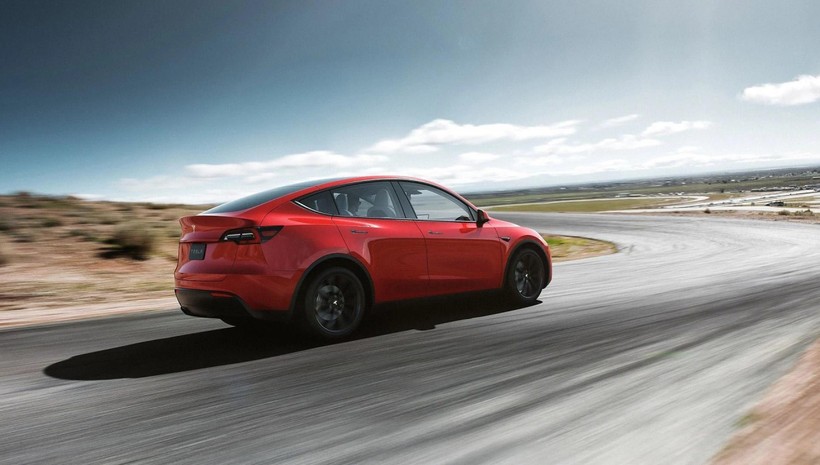 Tesla Model Y Long Range, Türkiye'de 10 dakikada bitti!