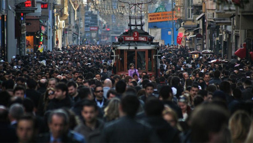 Doğurganlık düştü: Türkiye nüfusu alarm seviyesinde!