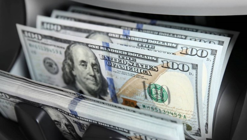 Dolar/TL kritik eşiğinde: Belirsizlik ve fed kararları piyasaları sallıyor