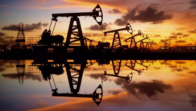 Hürmüz gerilimi patlatıyor: Petrol fiyatları zirveye koşuyor