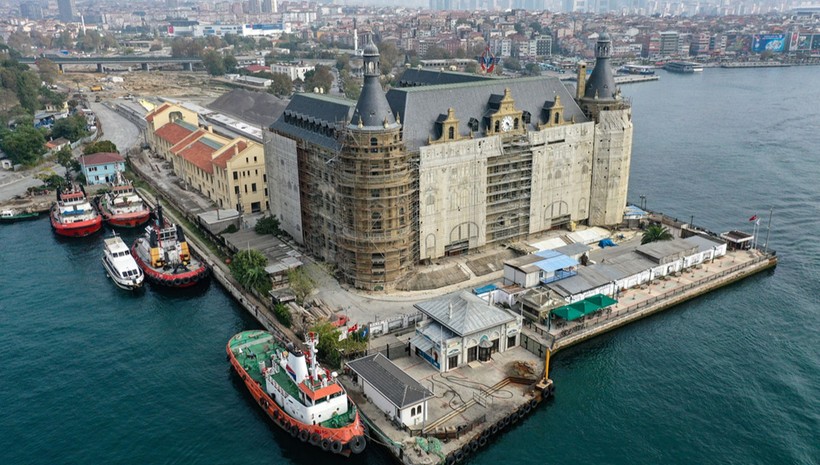 Haydarpaşa ve Sirkeci garları boşaltılıyor