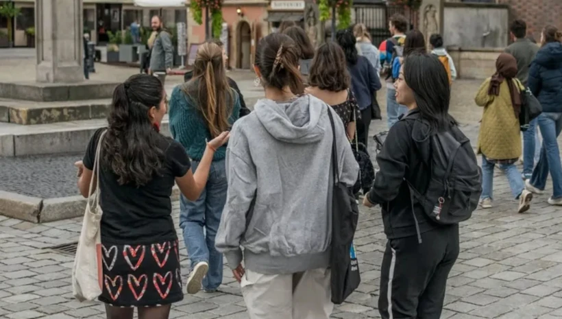Polonya'da Türk öğrencilere ırkçı saldırı!
