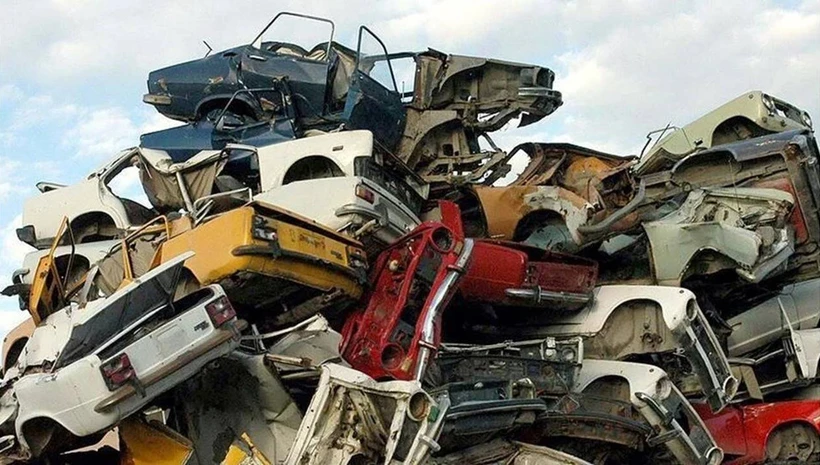 Hurda araçlar ekonomi için fırsata dönüşmeli
