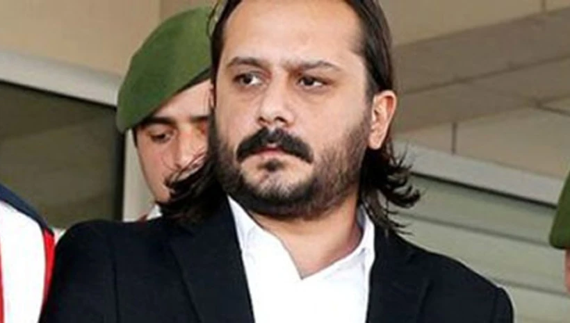 Tepki yağan Emrah Serbes'in etkinliği iptal edildi