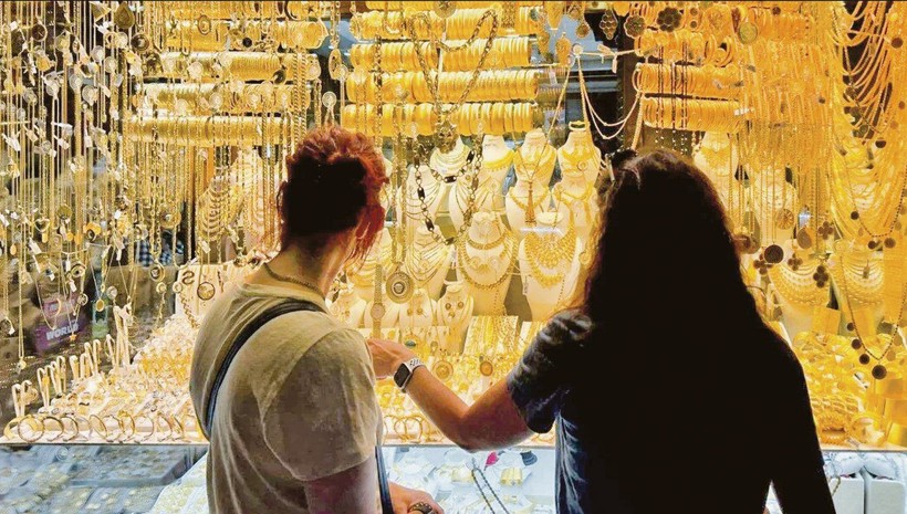 Altına hücum: Kapalıçarşı devre kesti!