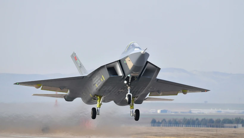 F-35'ten vazgeçen AB ülkesi, gözünü KAAN'a çevirdi!