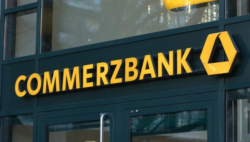 Enflasyon tırmanıyor, Merkez Bankası faizi düşürüyor