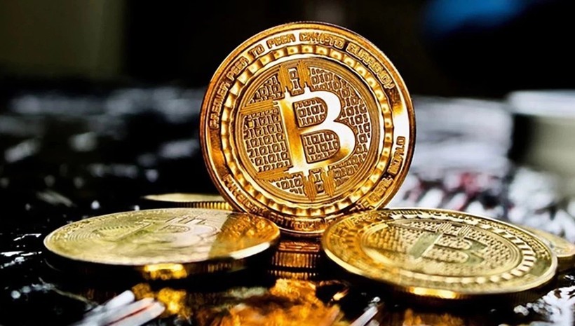 Bitcoin baş döndürdü: Önce yükseldi sonra çakıldı!