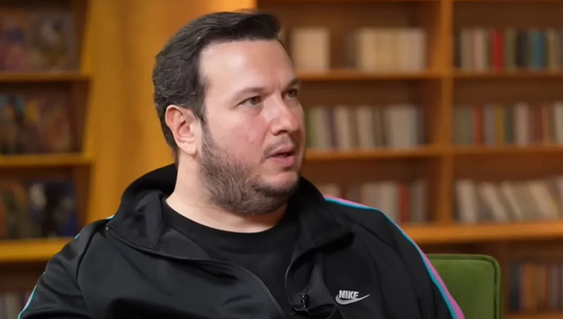 Şahan Gökbakar, Türkiye'yi terk etti