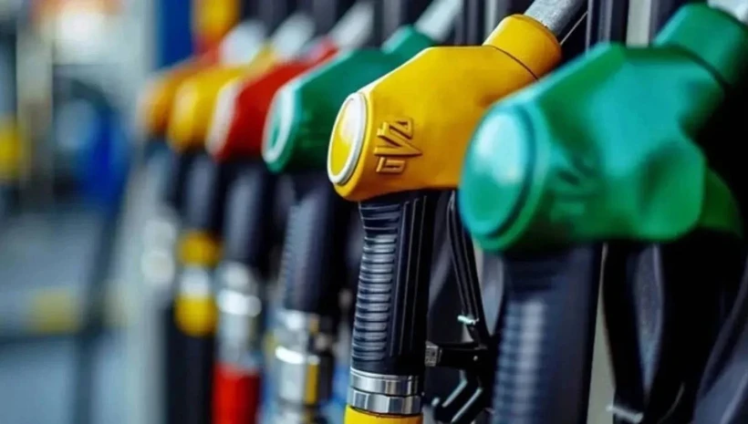 Petrol fiyatları hareketlendi: Benzin pompa fiyatına yeni zam geliyor