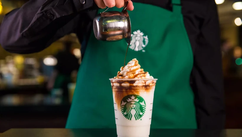 Yüzlerce şubesini kapatan Starbucks'ta işler daha da kötüye gidiyor!