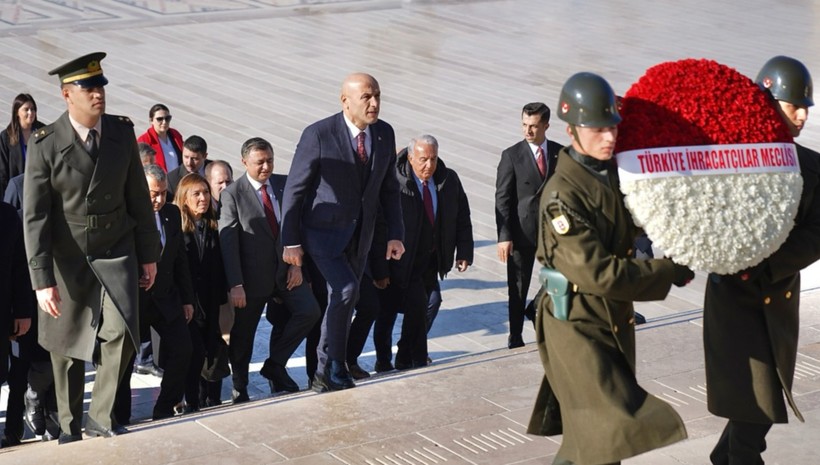 İhracatçılardan Anıtkabir'e ziyaret