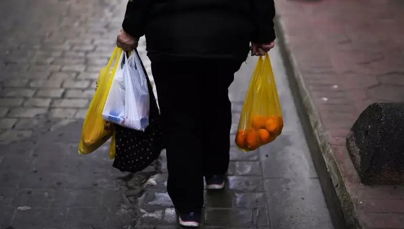 Asgari ücret ile açlık sınırı arasındaki fark açılıyor!