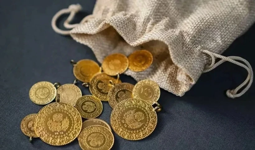 Yeni yıl, Yeni rekor! Altın fiyatları 2026&rsquo;ya y&uuml;kselişle girdi