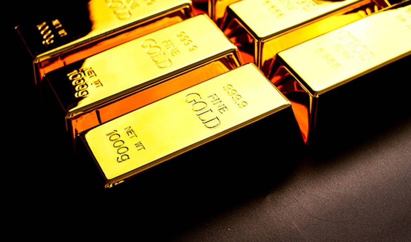 Spot Altın zirvede, piyasalar ABD ekonomik verilerini bekliyor