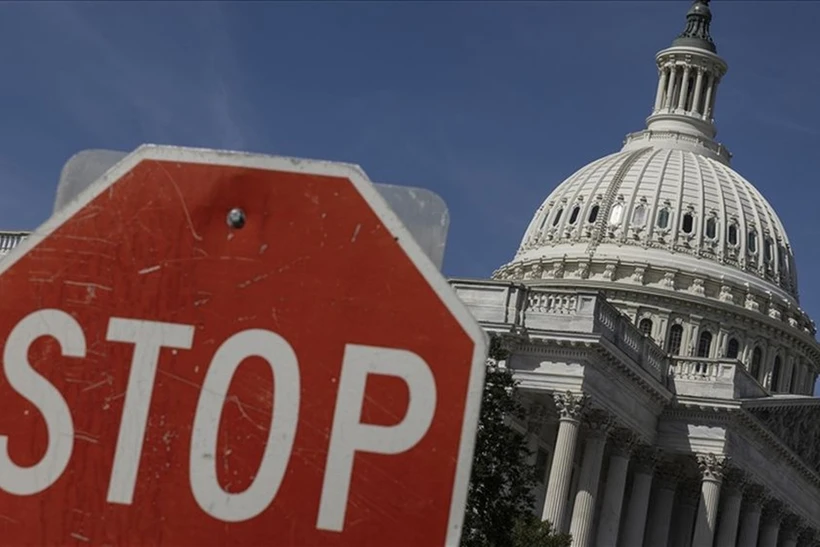 ABD&rsquo;de federal h&uuml;k&uuml;met kısmen kapandı: B&uuml;t&ccedil;e krizi kapıda