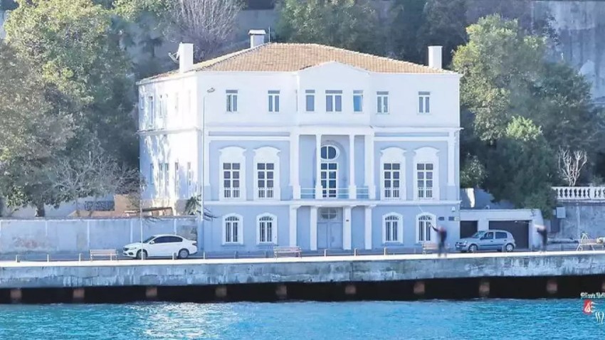 Boğaz'daki tarihi yalı Ruslara kaldı!