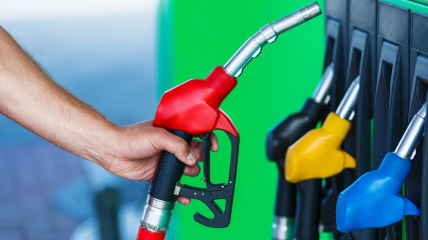 Akaryakıta bir zam daha geliyor!