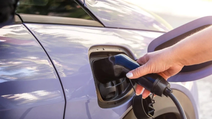 Otomobilini evde şarj edenler dikkat: 100 binlerce lira ceza kesilebilir