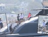 Serdar Bilgili dostlarını lüks yatında ağırladı